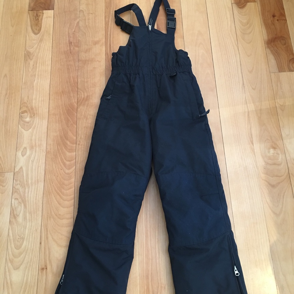 Black lands end snow pants!  Mint condition